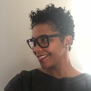 Meet your Posher, Nicole